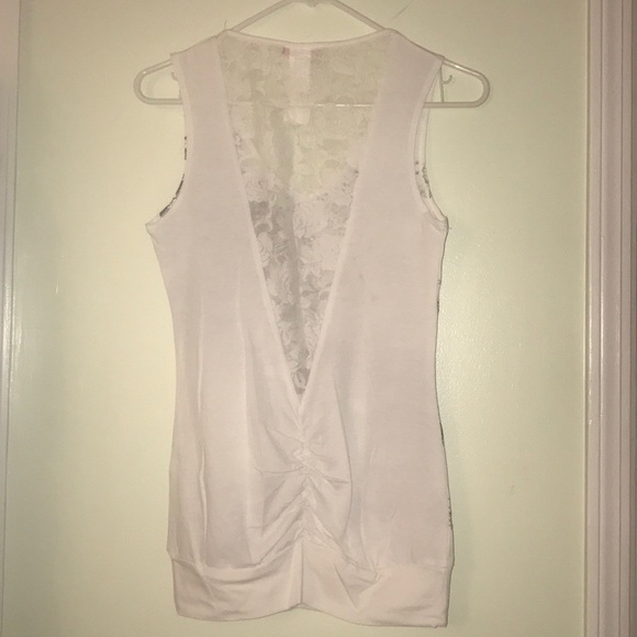 🖤White tank with black detail🤍Lace back🖤 - Picture 6 of 6